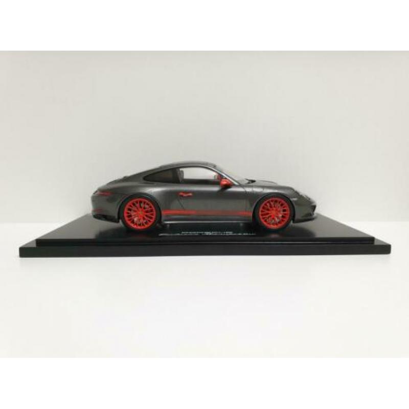 Spark Porsche 911 (991 ll) Carrera 4S 1:18 Nieuw