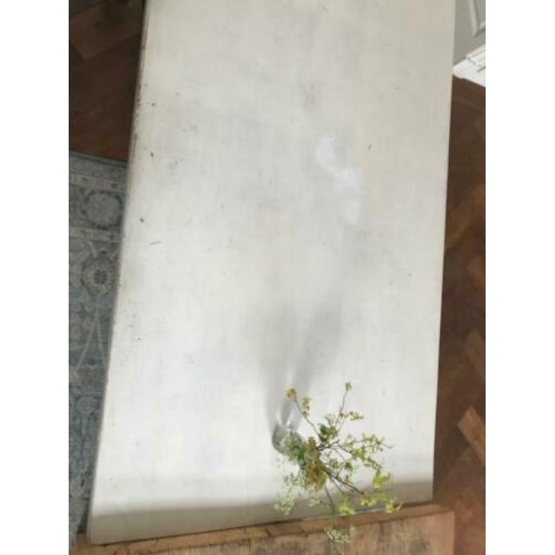 Stevige houten eettafel