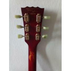 Vintage VS6 Icon Distressed Cherry Red SG
