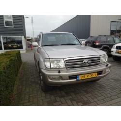 Toyota Land Cruiser HDJ100 4.2TD VX STANDARD ROOF WINDOW VAN