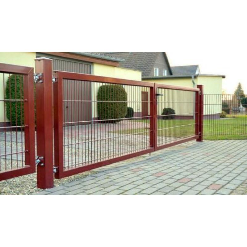 Dubbele poort van Hekwerk & Partners
