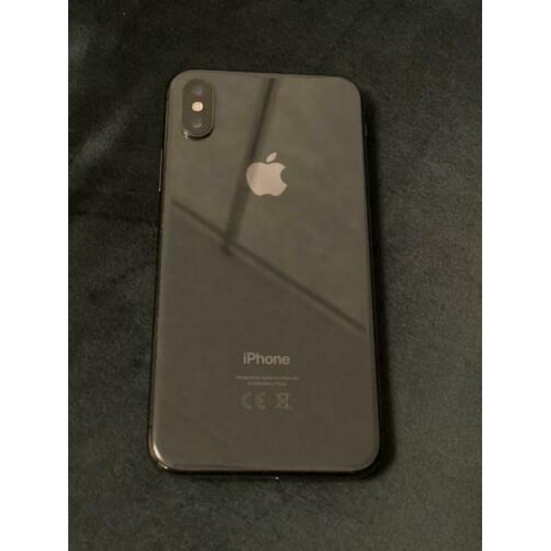 iPhone ?? X 64GB