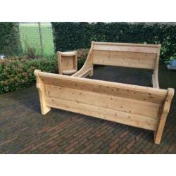 Massief grenen bed 150x200