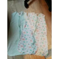 2 lente/zomerslaapzakjes (mouwloos), maat 70