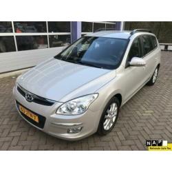 Hyundai I30 2.0i Style * STATION *