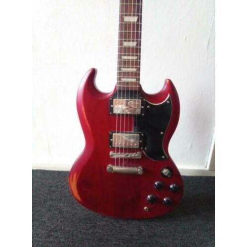 Vintage VS6 Icon Distressed Cherry Red SG