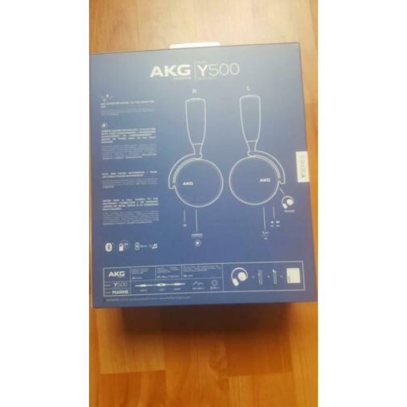 AKG Y500 koptelefoon blauw