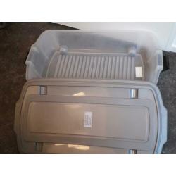 Rolbox voor onder een bed