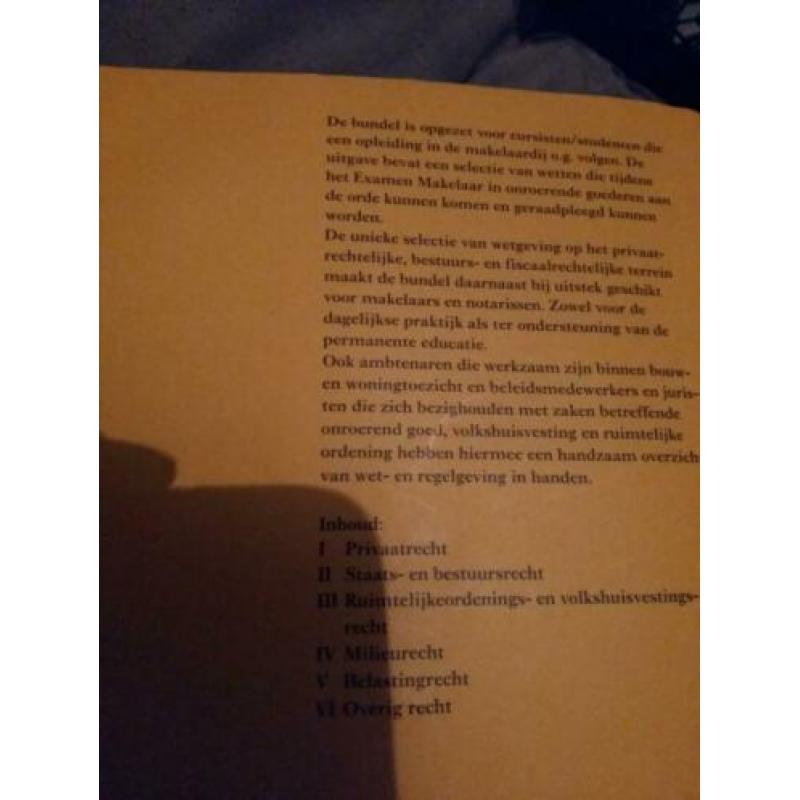 Boek Wetgeving Makelaardij O.G. 2007/2008