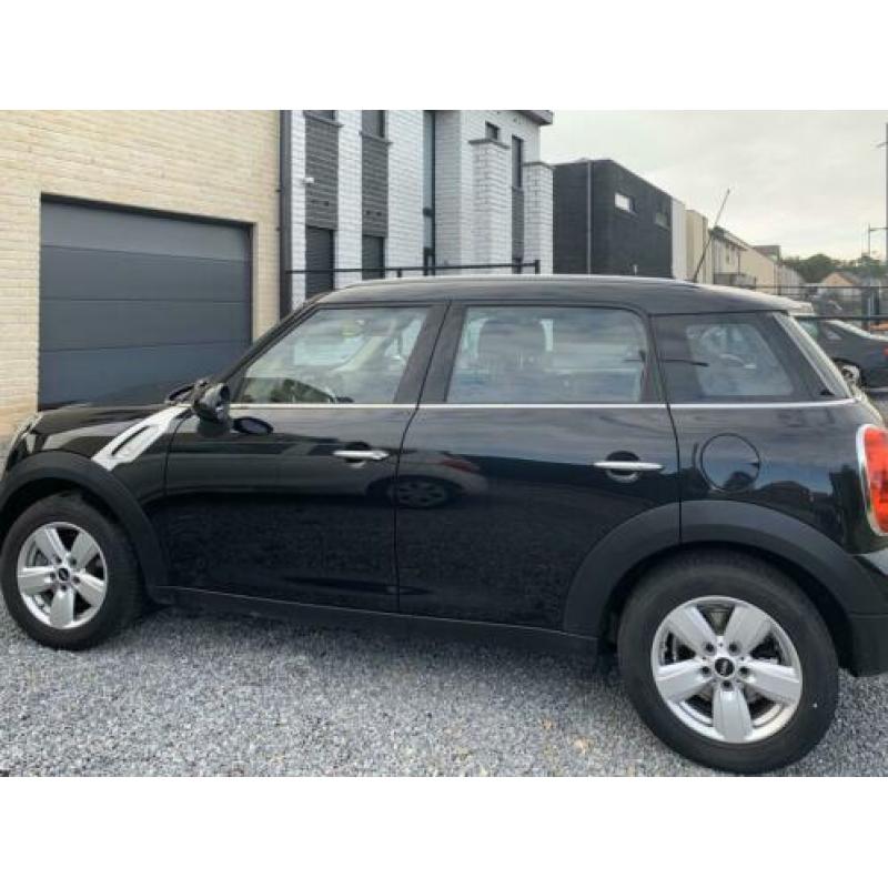 Mini countryman zwart 2016