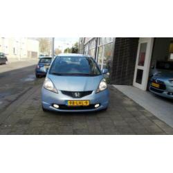 Honda Jazz 1.2 Trend MOOIE JAZZ MET 74 DKM! (bj 2010)