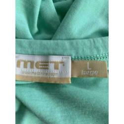 Leuk Shirt MET maat L met V-hals lichtgroen