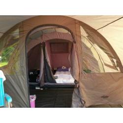 Vrijbuiter Outdoor Rhodos 5 polyester tent, in nieuwstaat