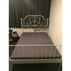 Twijfelaar bed met sierframe (ikea)