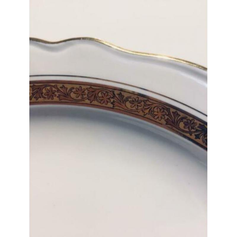 Porcelaine bord uit Frankrijk