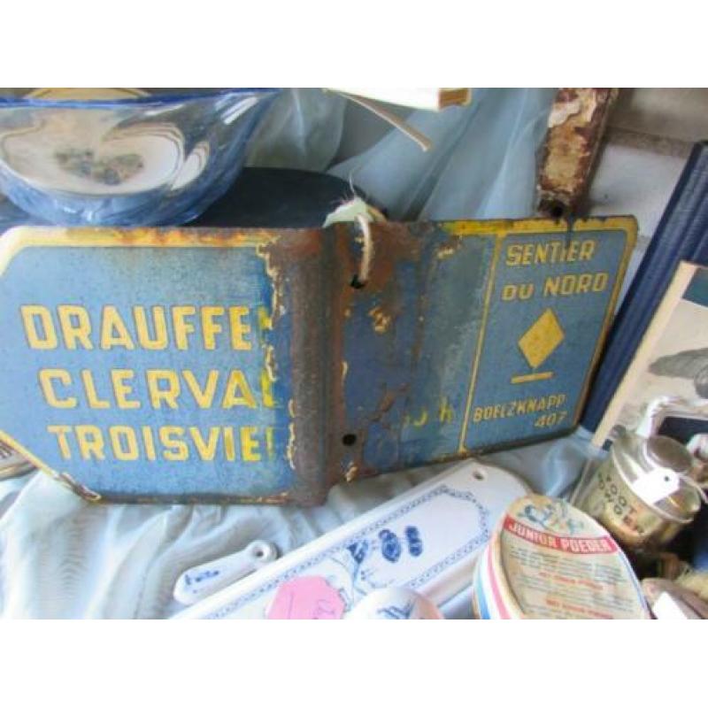 oud wegwijzer bord *RiRiBrocanterie*