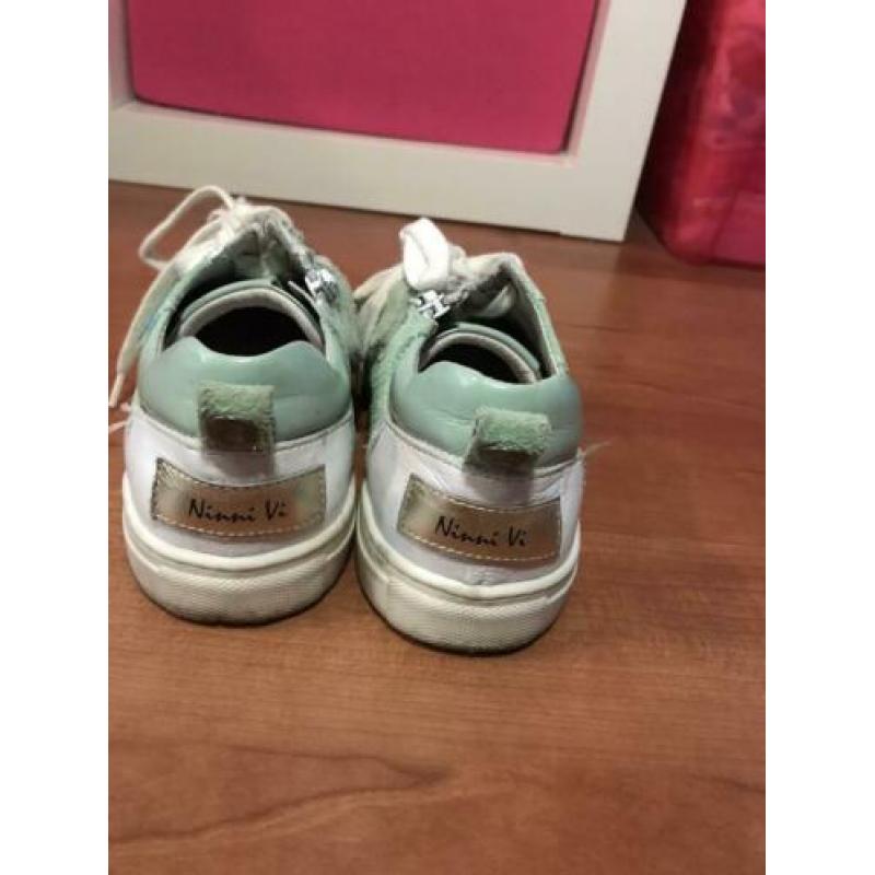 NinniVi mintgroene sneaker mt 36