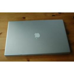 Apple Macbook pro 17" A1229