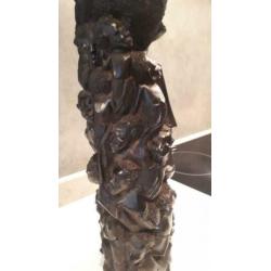 Afrikaans beeld . 40 cm hoog