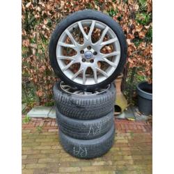 winterbanden volvo v50, v60, 18inch met lichtmetalen velgen.