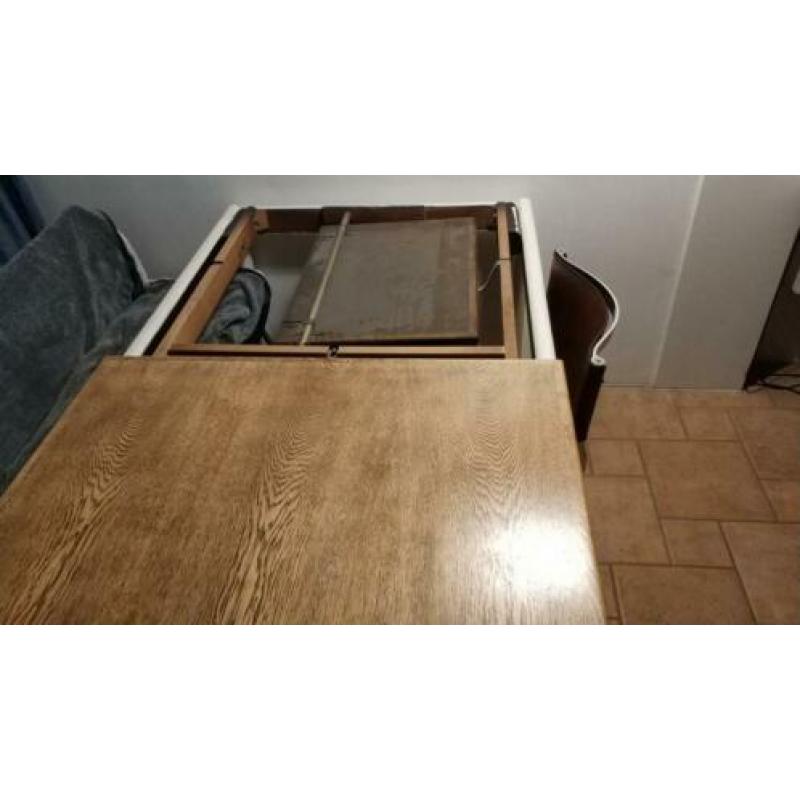 Vintage eettafel uitschuifbaar 135 -195cm lang merk lübke
