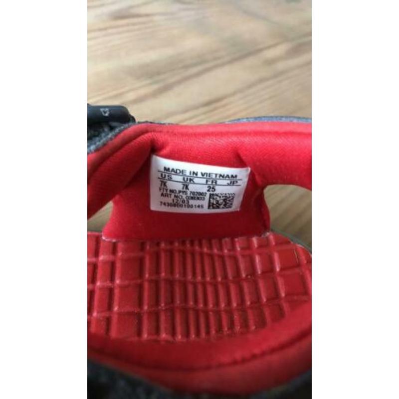 Adidas slippers maat 25