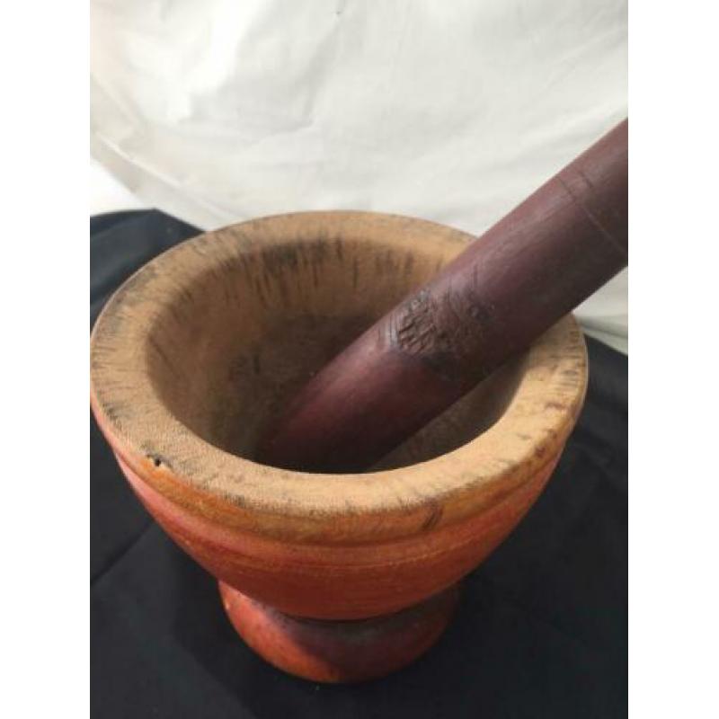 Tribale vijzel met stamper zeer gebruikt 18x18 cm