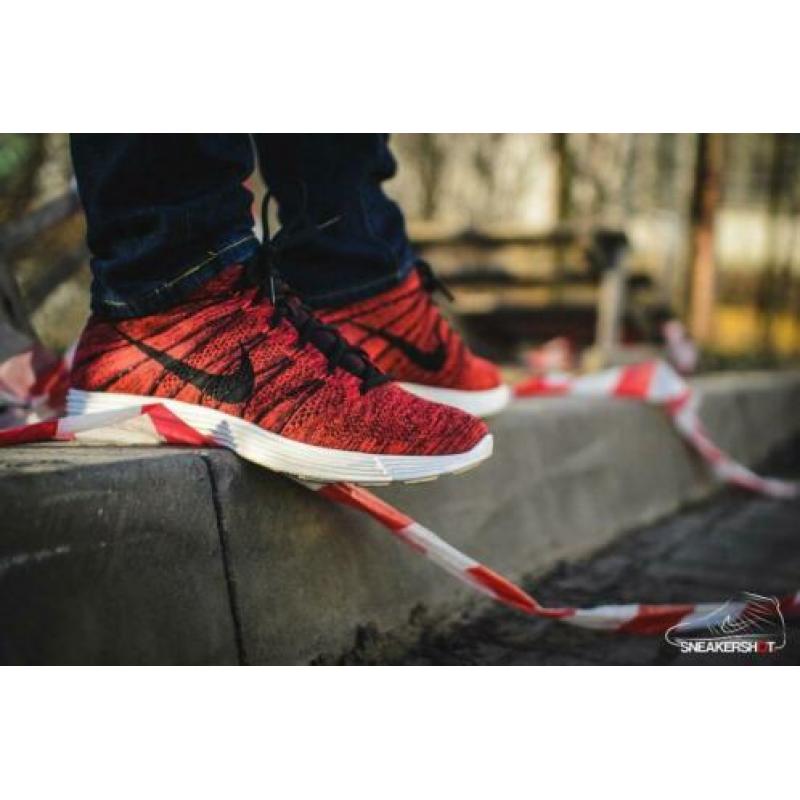 Nike flyknit chukka lunar lunarlon air max racer 45,5/11,5 ?