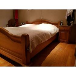 Bed 180x200