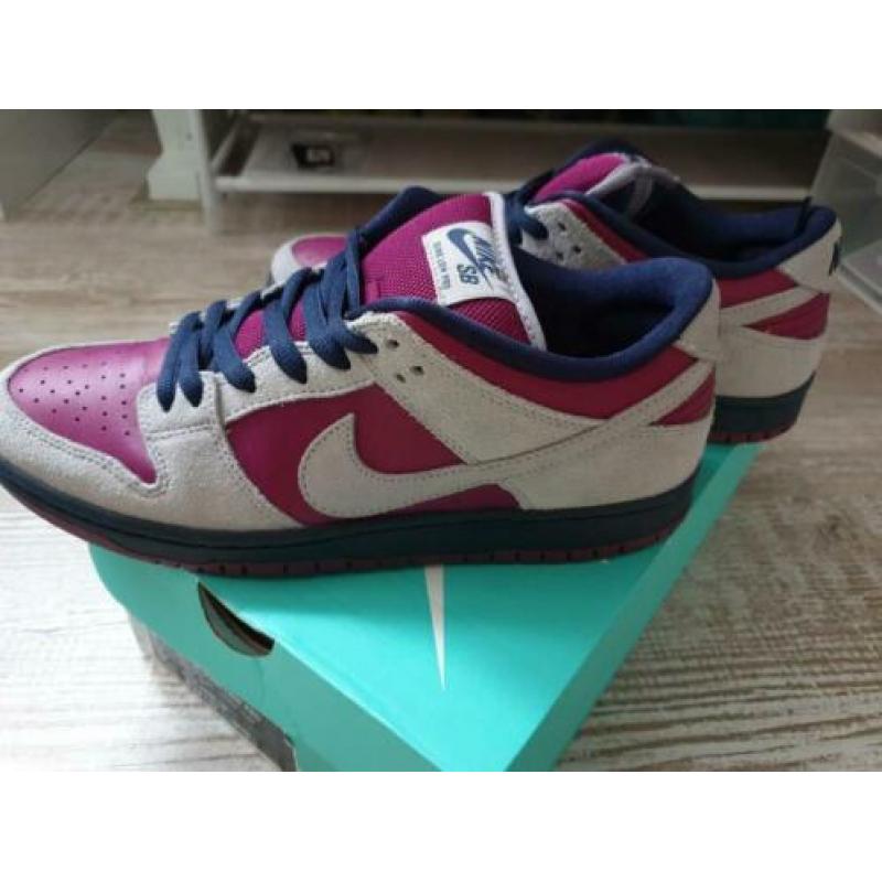 Nike SB Dunk Low True Berry 42,5 VNDS