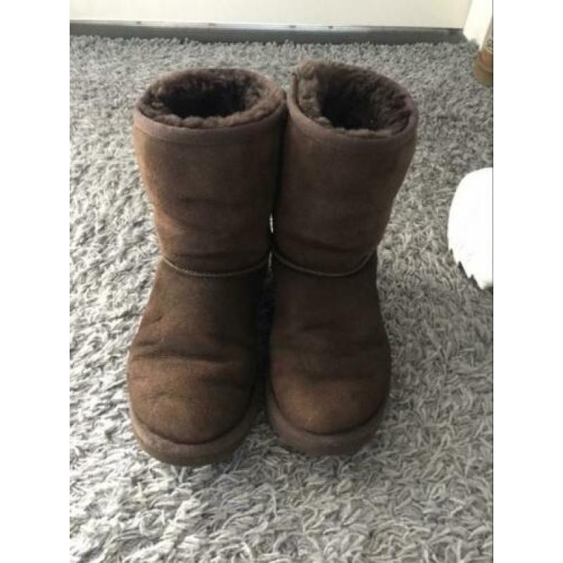 Ugg laarzen bruin maat 32