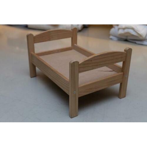 Poppen bedje voor Babyborn