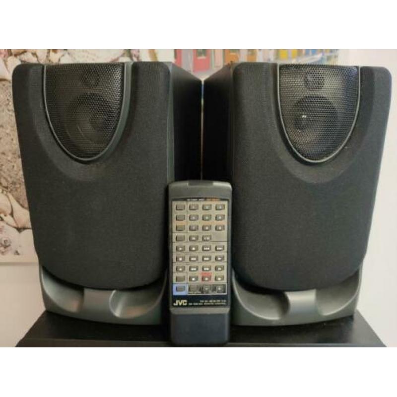 JVC midiset.(opbrengst gaat naar WOB)