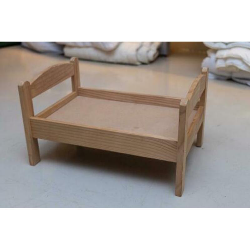Poppen bedje voor Babyborn