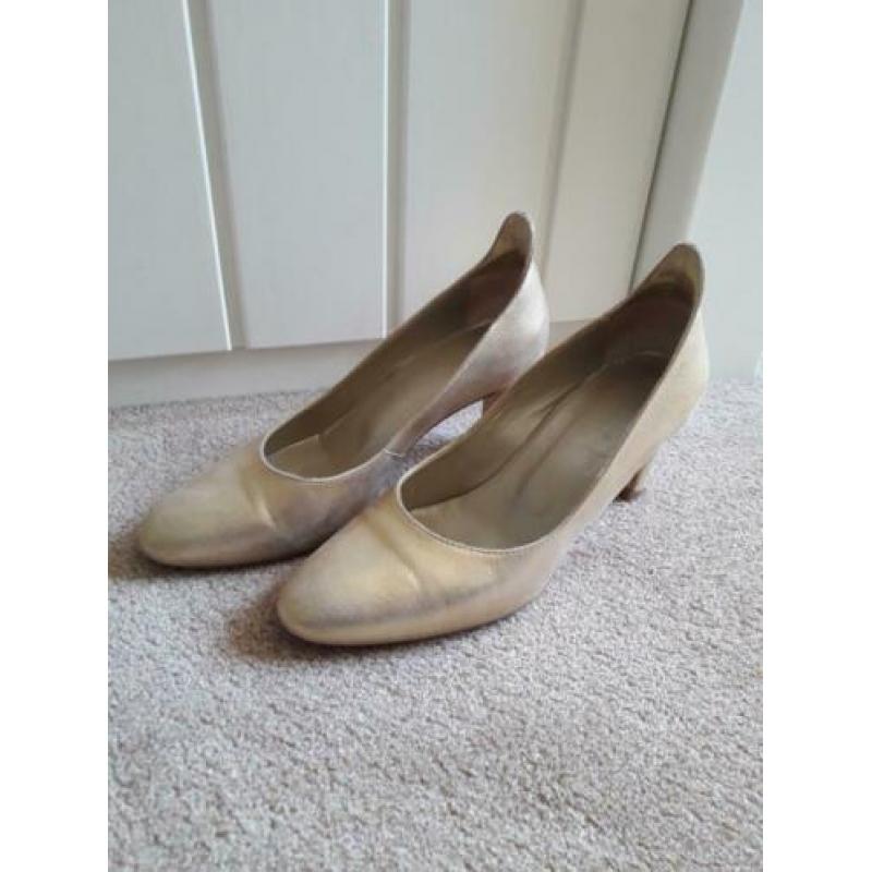 Pumps Enrico 37 goud nieuwprijs €159,95