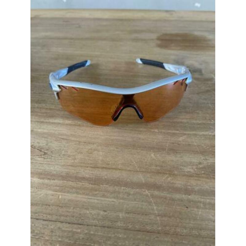 Oakley Radarlock silvergrey - Persimmon vented lens
