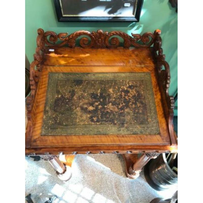 Antieke secretaire