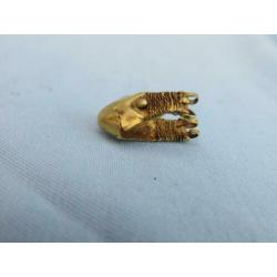 Gouden oorhanger bronstijd ca. 3000 jaar oud bodemvondst