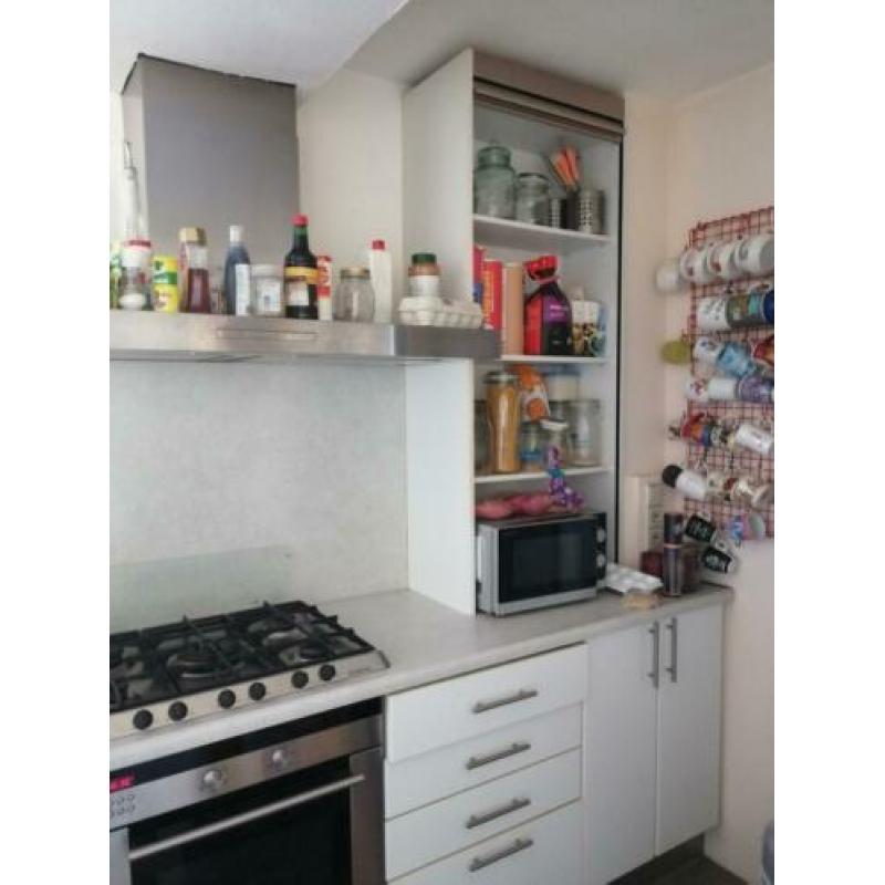 Complete keuken met apparatuur