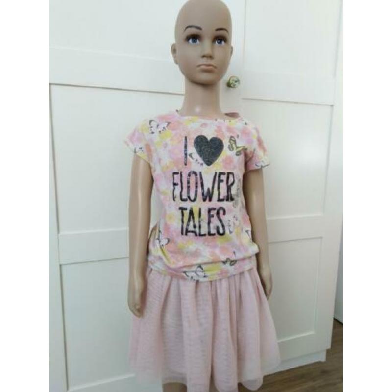 Vrolijk shirt maat 122 C&A (342)