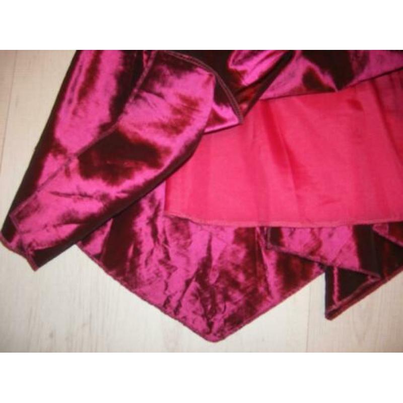 nieuwe gevoerde,lange, glanzende, aubergine kleurige rok, M