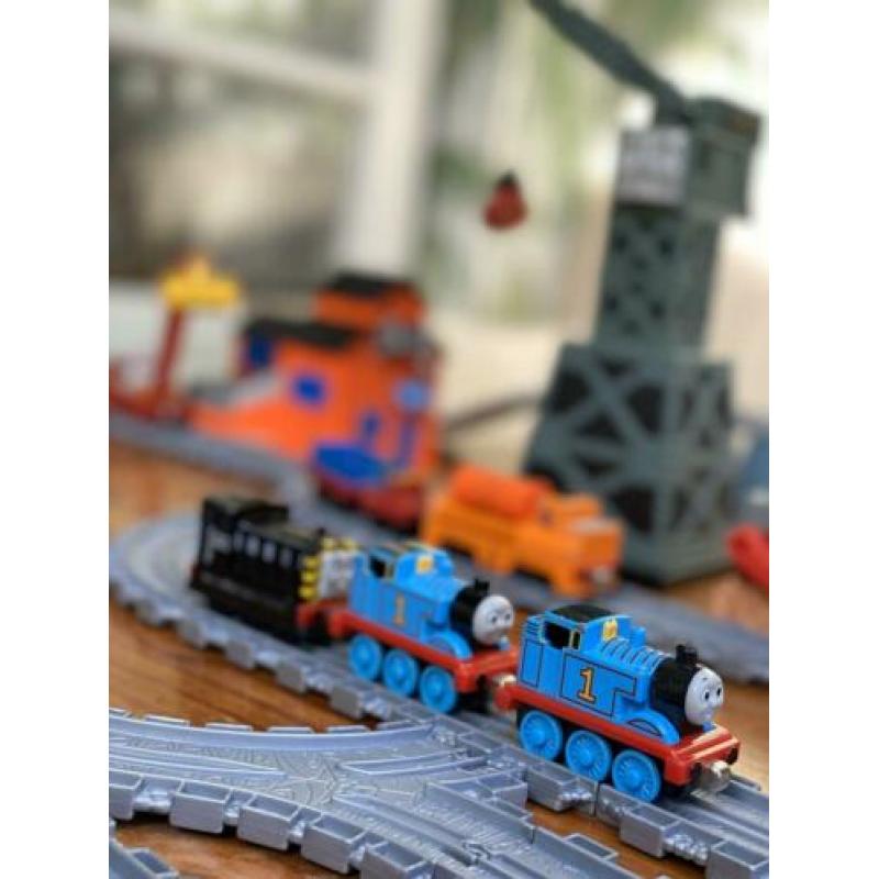 Thomas de Trein: inclusief rails en gebouwen
