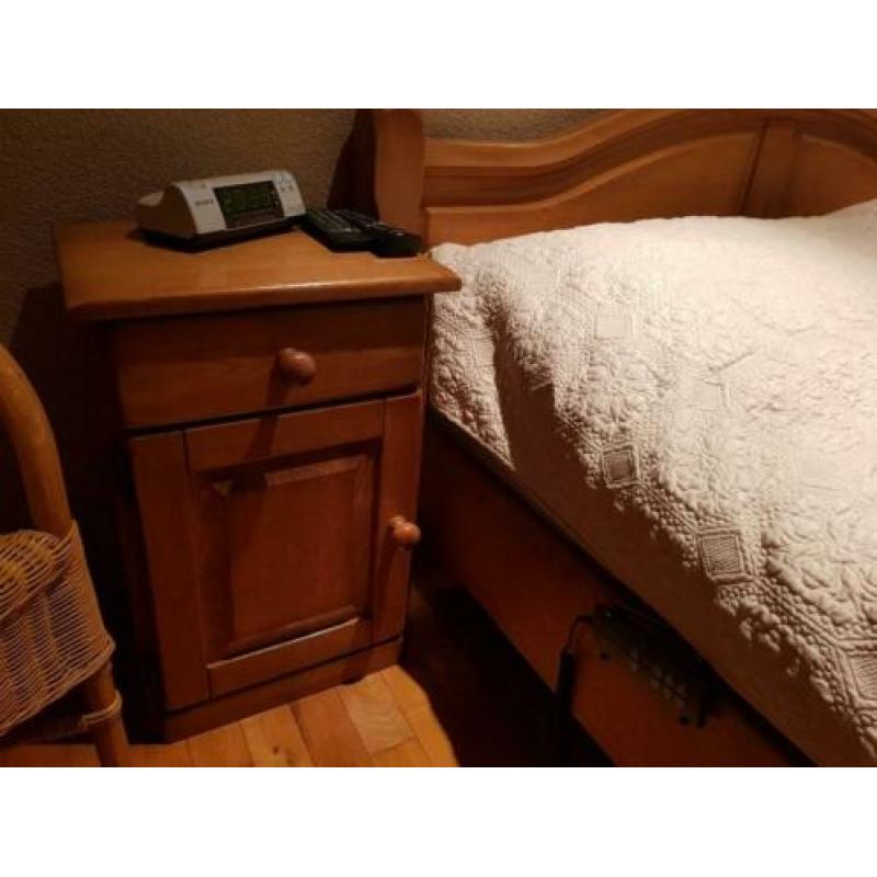 Bed 180x200