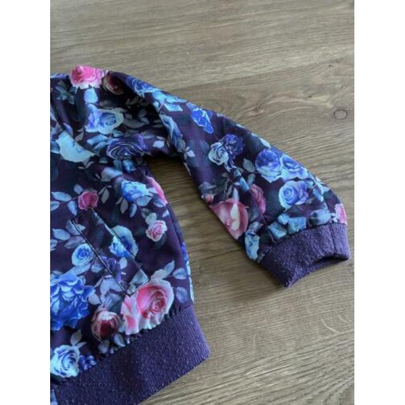 Mooi bloemetjes vest van H&M maat 98