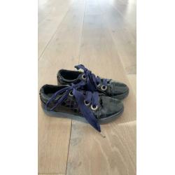 Blauwe leren lak sneakers maat 38
