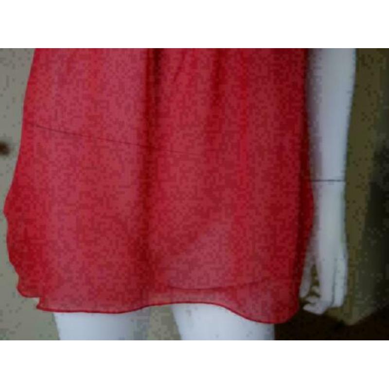 2239 Gloednieuwe steenrode top blouse ONLY; Mt=40