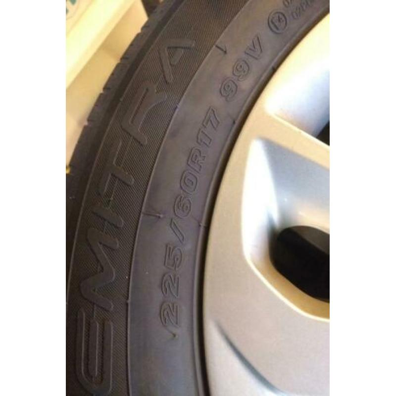 OEM Hyundai Tucson 17 inch velgen 5x114 incl TPMS