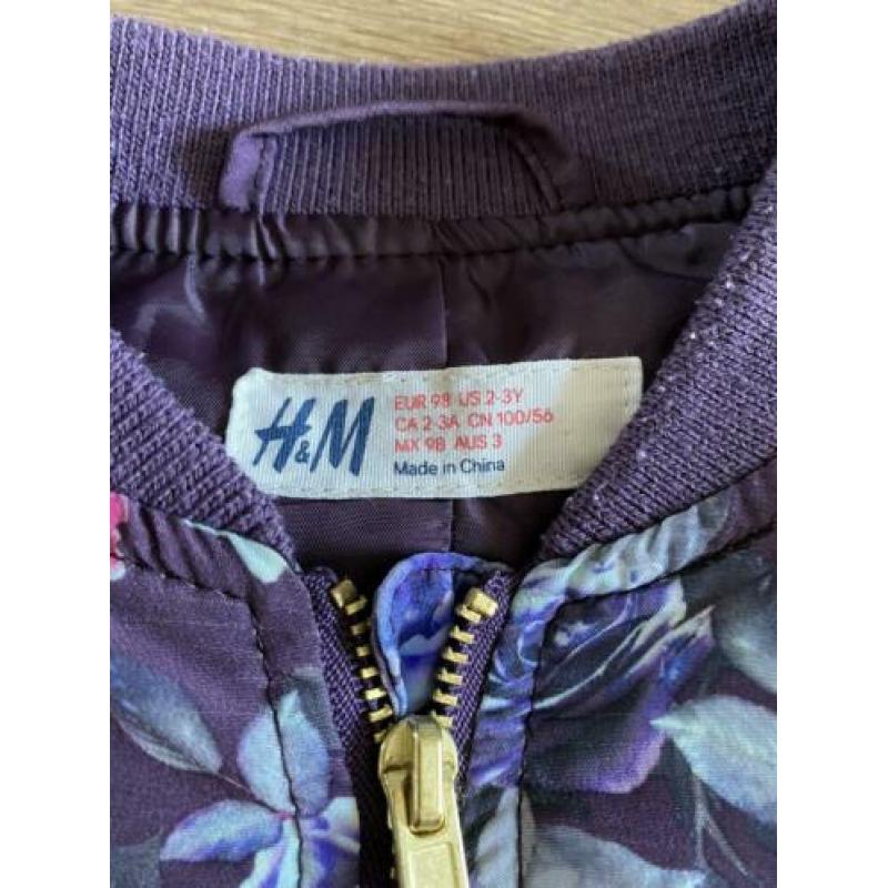 Mooi bloemetjes vest van H&M maat 98