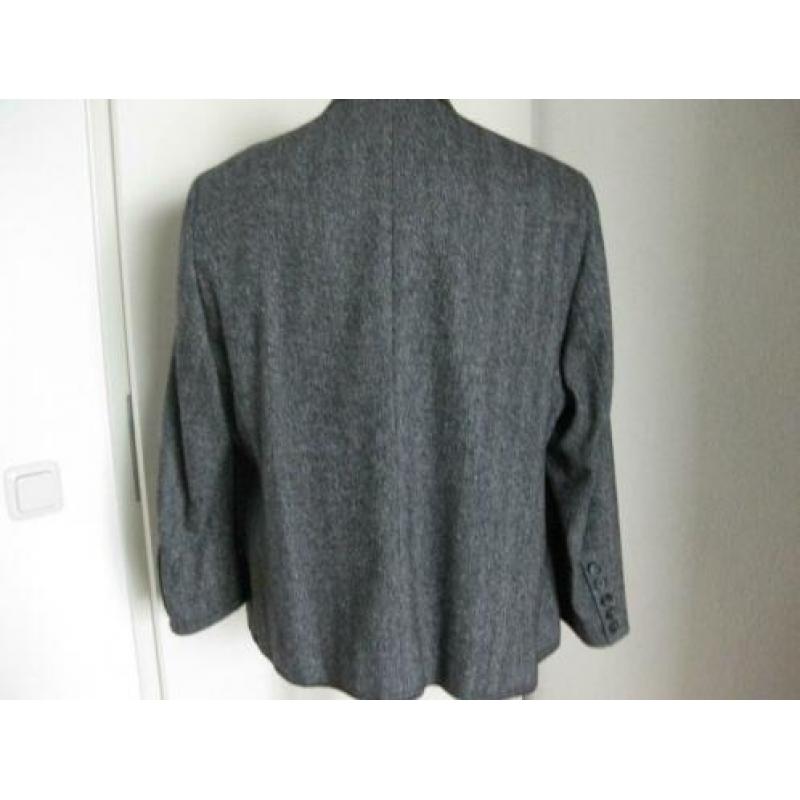 Basler jasje maat 48