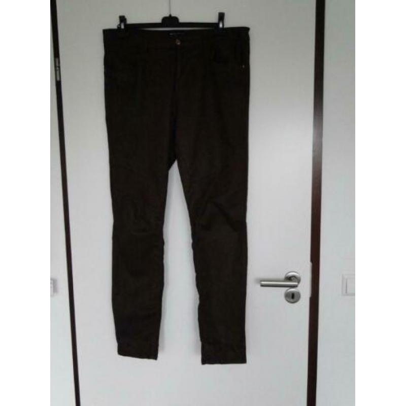 Expresso Lamour broek bordeaux rood maat 46.